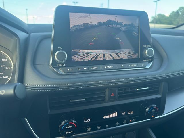 Used 2026 Nissan Rogue SV FWD image 17