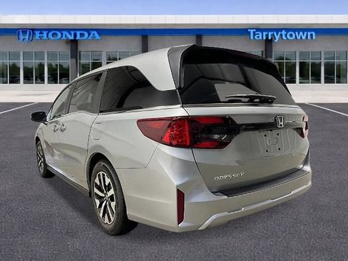 New 2026 Honda Odyssey EX-L image 3