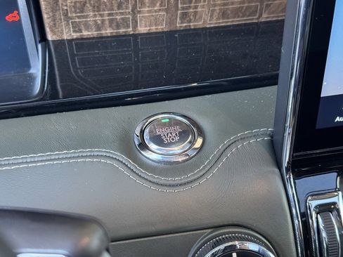 Used 2023 Lincoln Navigator Black Label image 33