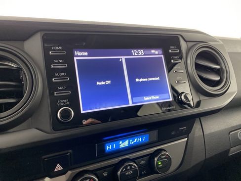 Used 2022 Toyota Tacoma SR image 20
