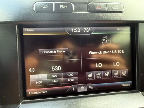 Used 2015 Ford F150 Lariat w/ Equipment Group 502A Luxury image 26