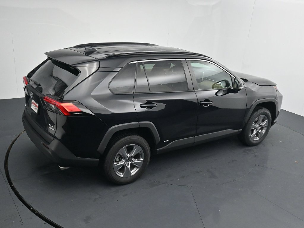 Used 2023 Toyota RAV4 XLE w/ Convenience Package AWD/4WD image 31