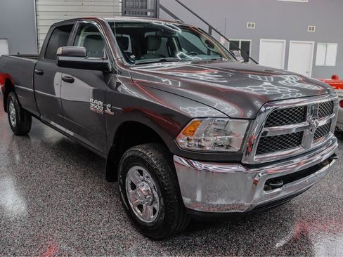 Used 2014 RAM 3500 Tradesman w/ Chrome Appearance Group AWD/4WD image 2