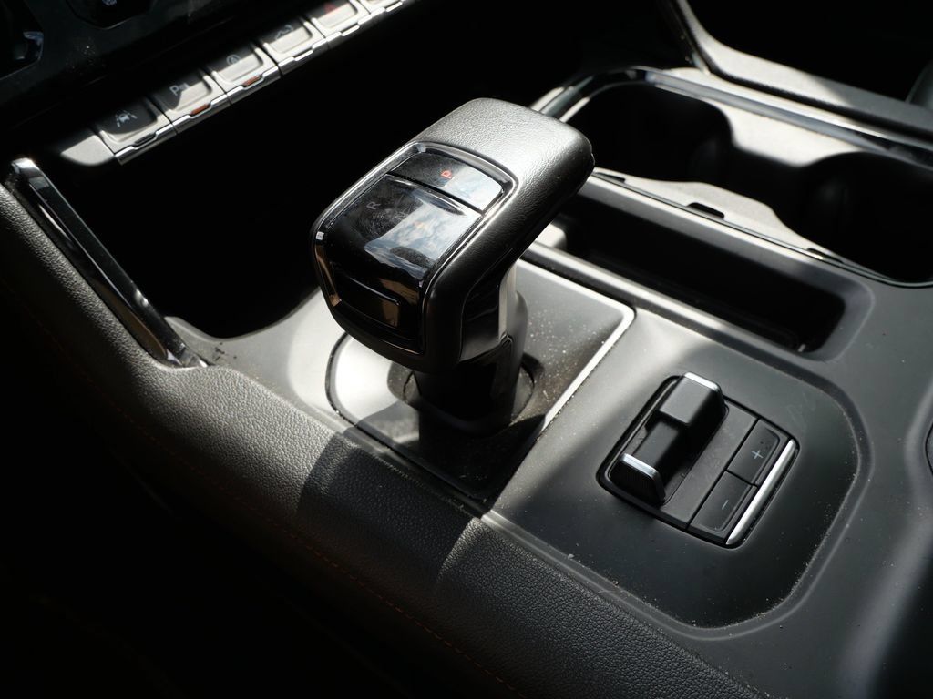 Certified 2022 GMC Sierra 1500 AT4 w/ AT4 Premium Package AWD/4WD image 29