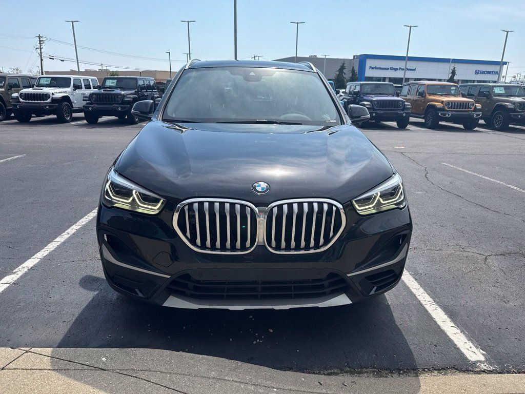 Used 2022 BMW X1 xDrive28i w/ Premium Package AWD/4WD image 2