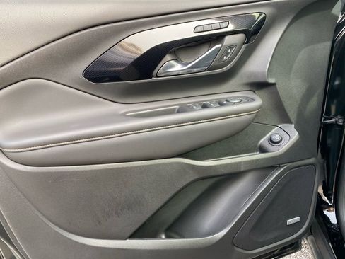 Used 2022 GMC Terrain AT4 w/ Infotainment Package II image 26