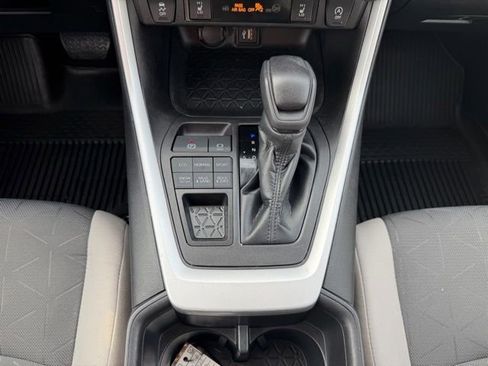 Used 2023 Toyota RAV4 XLE w/ Convenience Package image 17