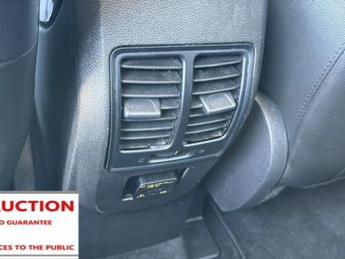 Used 2013 Ford Escape Titanium w/ Class II Trailer Tow Pkg FWD image 15