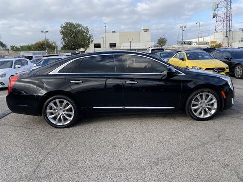 Used 2017 Cadillac XTS Luxury FWD image 8
