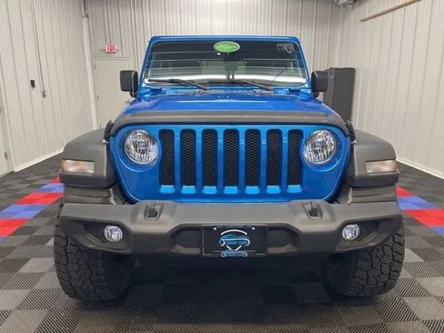 Used 2023 Jeep Wrangler Sport AWD/4WD image 7