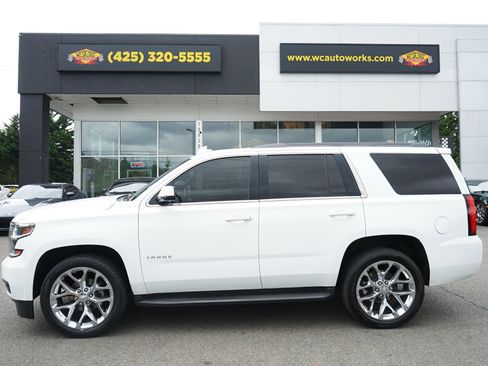 Used 2017 Chevrolet Tahoe LT w/ Max Trailering Package AWD/4WD image 2