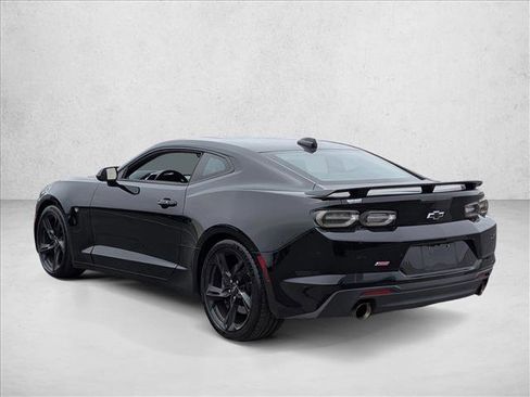 Used 2020 Chevrolet Camaro SS RWD image 7