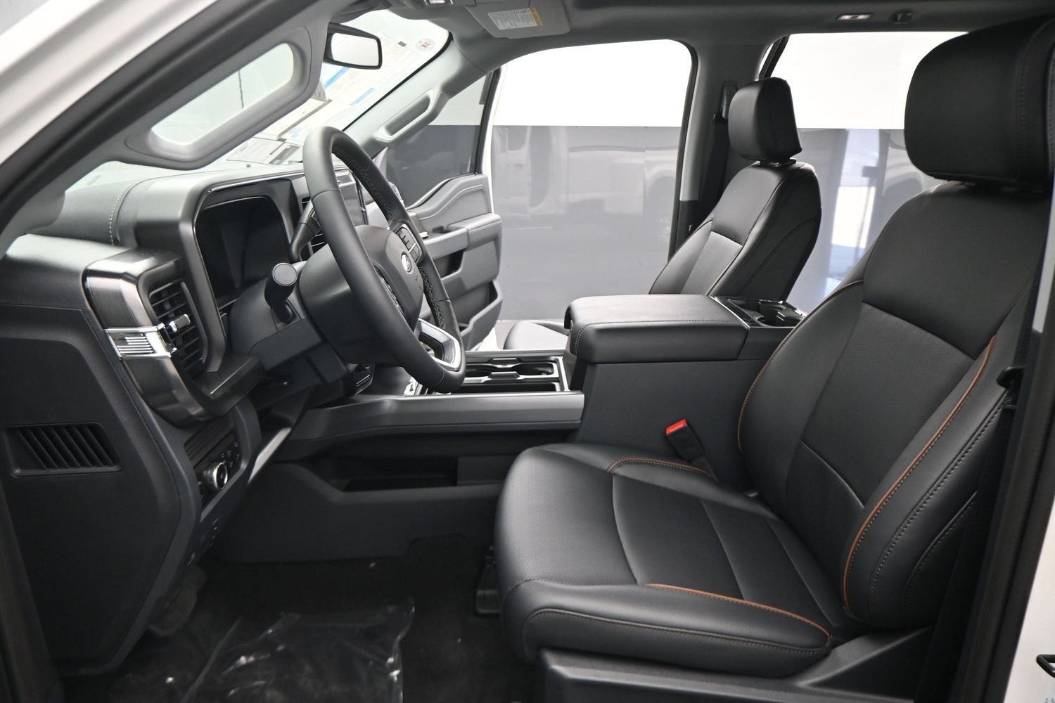 New 2027 Ford F350 Lariat w/ Lariat Premium Package AWD/4WD image 2