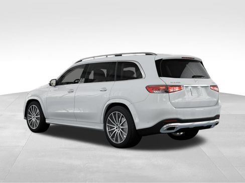 New 2026 Mercedes-Benz GLS 450 4MATIC image 33