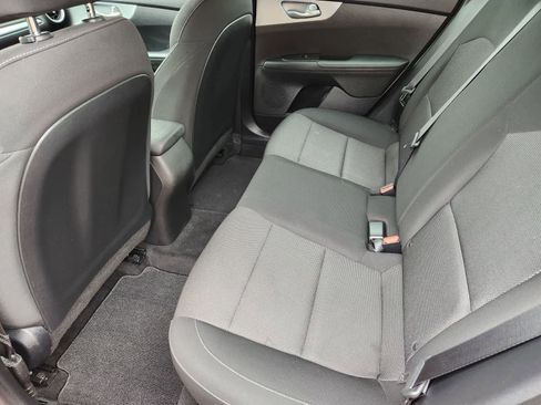 Certified 2022 Kia Forte LXS w/ LXS Technology Package FWD image 26