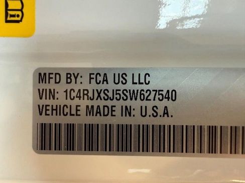 New 2025 Jeep Wrangler Unlimited Rubicon 392 image 32