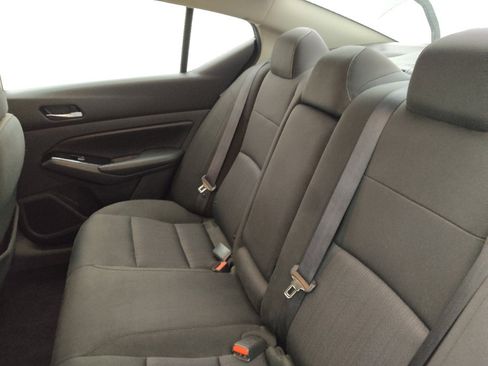 Used 2021 Nissan Altima 2.5 SV FWD image 18