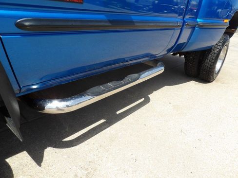 Used 1999 Dodge Ram 3500 Truck SLT image 6