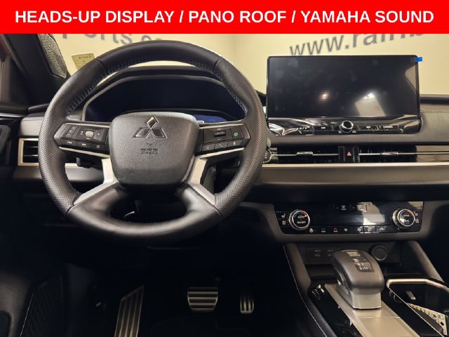 Used 2026 Mitsubishi Outlander SEL FWD image 9