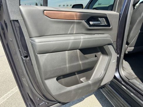 New 2026 GMC Yukon XL Denali w/ Denali Reserve Package AWD/4WD image 27