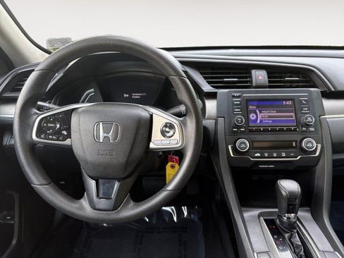Used 2019 Honda Civic LX image 4
