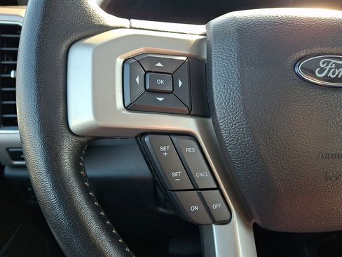 Used 2021 Ford F250 Lariat image 23