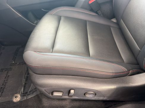 Used 2024 Chevrolet Traverse Z71 w/ LPO, Floor Liner Package AWD/4WD image 14