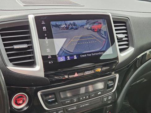 Used 2020 Honda Ridgeline Black Edition image 10