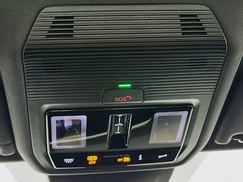 Used 2024 Volkswagen GTI Autobahn image 17