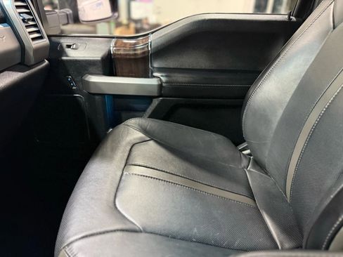 Used 2017 Ford F250 Platinum w/ Platinum Ultimate Package image 37