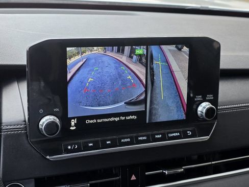 Used 2024 Mitsubishi Outlander SE FWD image 16