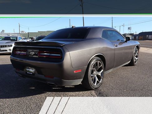 Used 2015 Dodge Challenger SXT Plus image 3