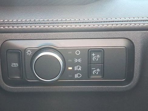 Certified 2025 Ford Mustang Premium image 21