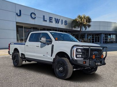 New 2026 Ford F250 Lariat w/ Black Appearance Package