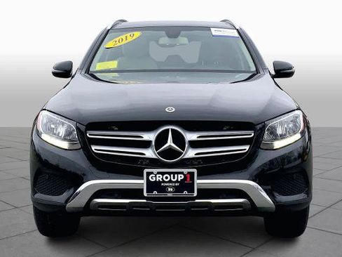 Used 2019 Mercedes-Benz GLC 300 4MATIC image 4
