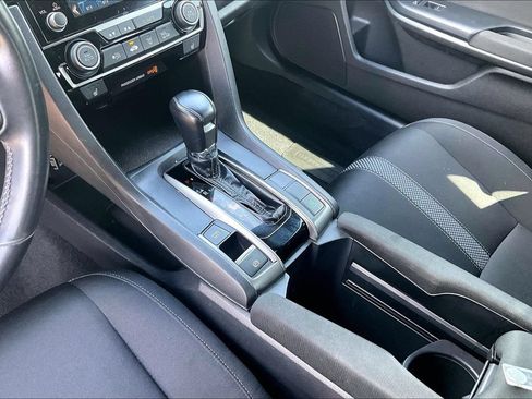 Used 2021 Honda Civic EX image 17