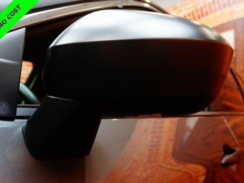 Used 2023 Nissan Rogue S image 72