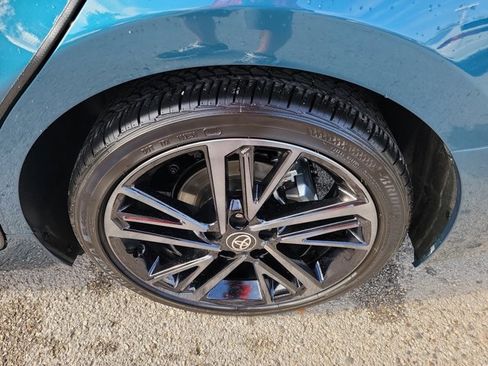 Used 2025 Toyota Camry XSE image 12