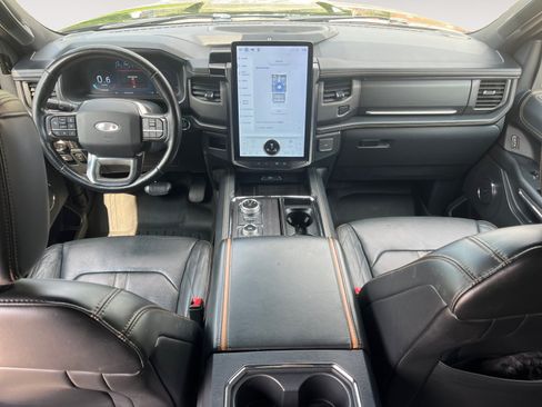 Used 2022 Ford Expedition Max Platinum AWD/4WD image 10