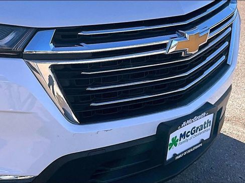 Certified 2023 Chevrolet Traverse LT image 34