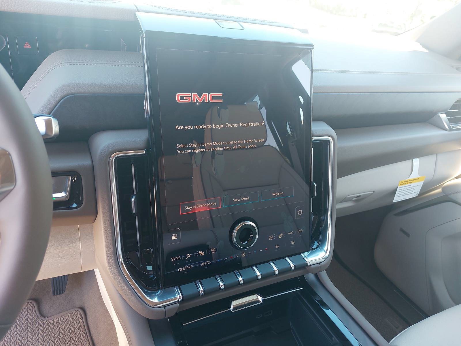 New 2027 GMC Yukon Denali w/ Denali Reserve Package AWD/4WD image 21