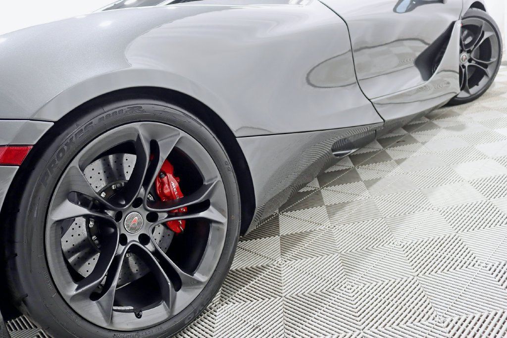 Used 2018 McLaren 720S RWD image 20
