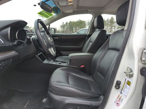 Used 2017 Subaru Legacy 3.6R Limited image 11