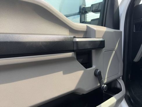 Used 2017 Ford F350 XL w/ Snow Plow Prep Package AWD/4WD image 5