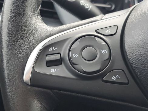 Used 2020 Buick Enclave Essence w/ Sport Touring Edition image 13