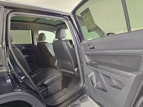 Used 2019 Volkswagen Atlas SE w/ Panoramic Sunroof Package image 14