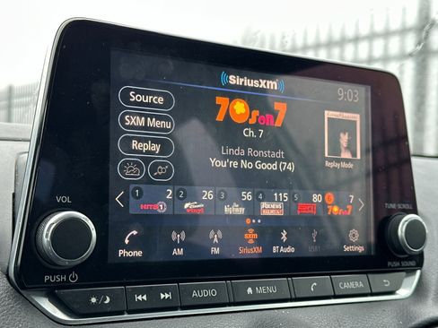 Used 2021 Nissan Sentra SV image 17