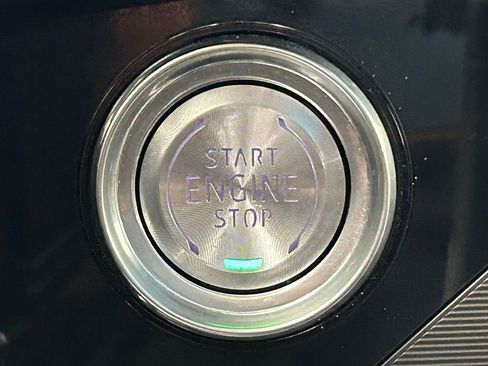 Used 2024 Chevrolet Corvette Stingray Premium Cpe w/ Z51 Performance Package image 26