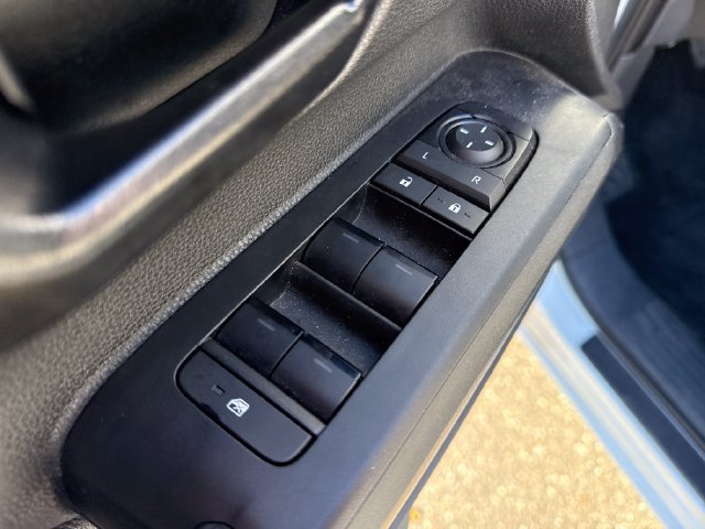 Used 2024 Toyota Tacoma SR5 AWD/4WD image 25