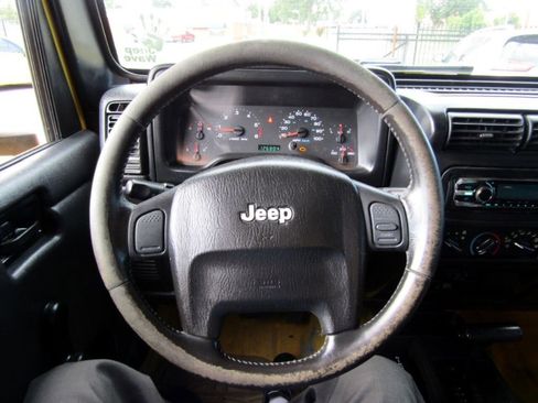 Used 2006 Jeep Wrangler X image 22